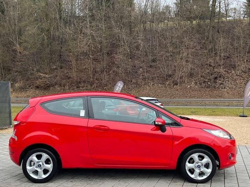 Gebraucht Ford Fiesta Trend 188 PS (138 kW) 2011 Rot Kleinwagen