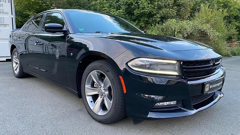 Gebraucht Dodge Charger SXT 296 PS (217 kW) 2016 Schwarz Limousine