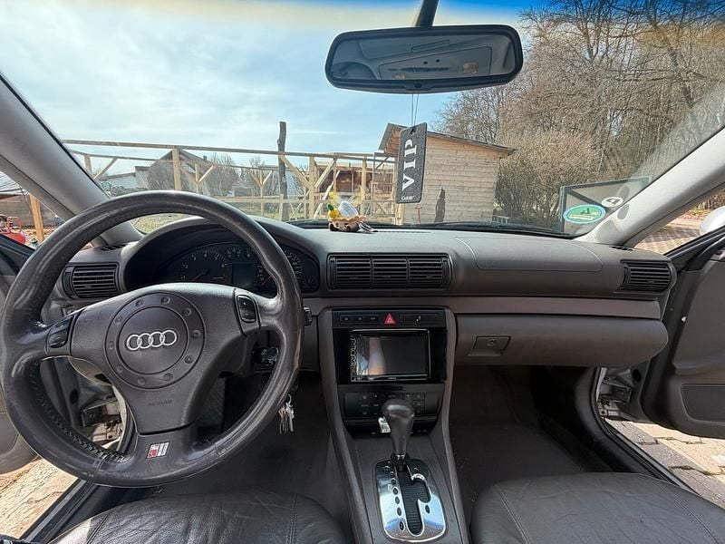 Gebraucht Audi A4 150 PS (110 kW) 2000 Silber Kombi