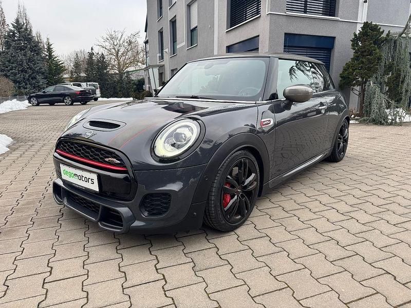 Gebraucht Mini John Cooper Works 231 PS (169 kW) 2020 Grau Kleinwagen