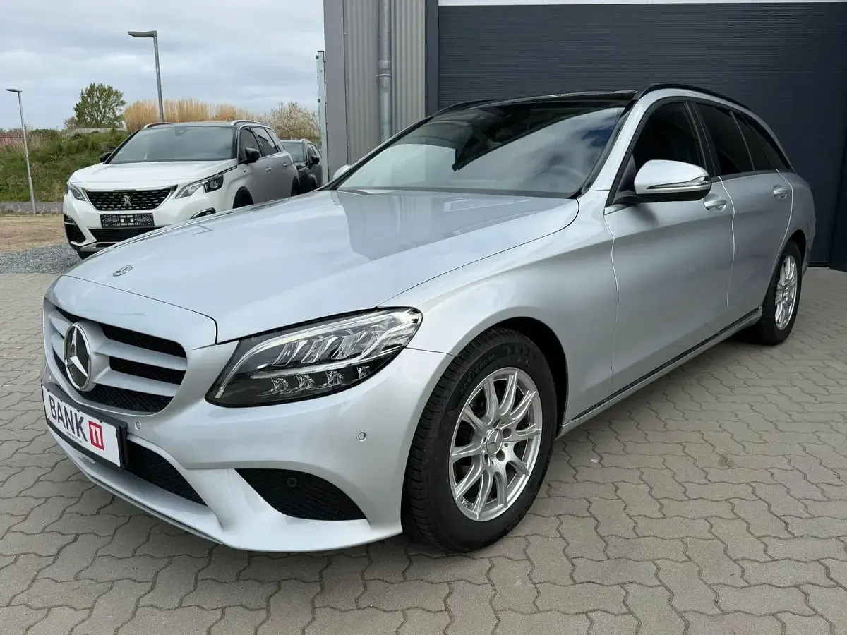 Gebraucht Mercedes C180 122 PS (89 kW) 2021 Silber Kombi