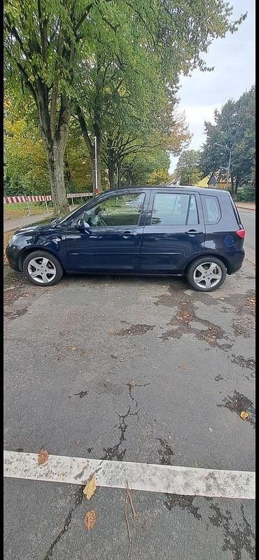 Blau Gebraucht 2006 Mazda 2 Kleinwagen | 649 € (Superpreis) - Bild 1/4