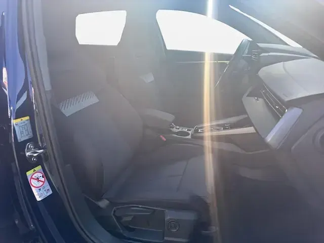 Gebraucht Audi A3 e-tron Comfort 204 PS (150 kW) 2025 Navarrablau metallic Kleinwagen