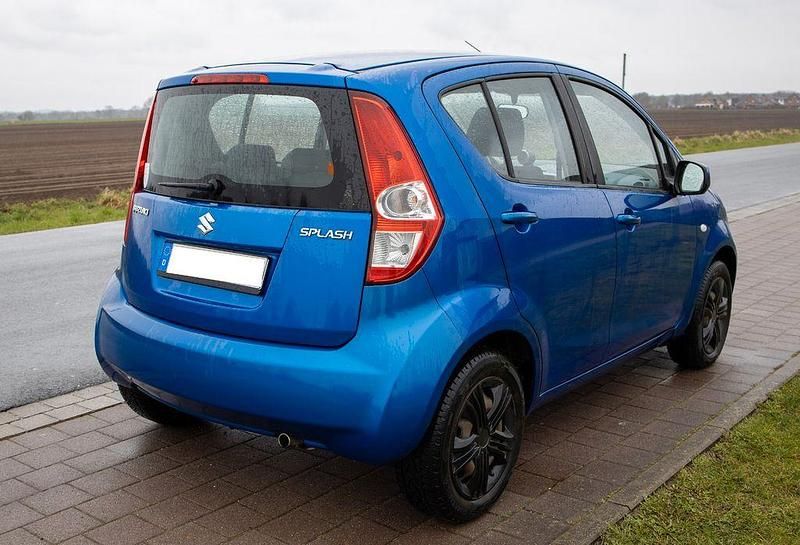 Gebraucht Suzuki Splash Basic 65 PS (47 kW) 2008 Blau Kleinwagen