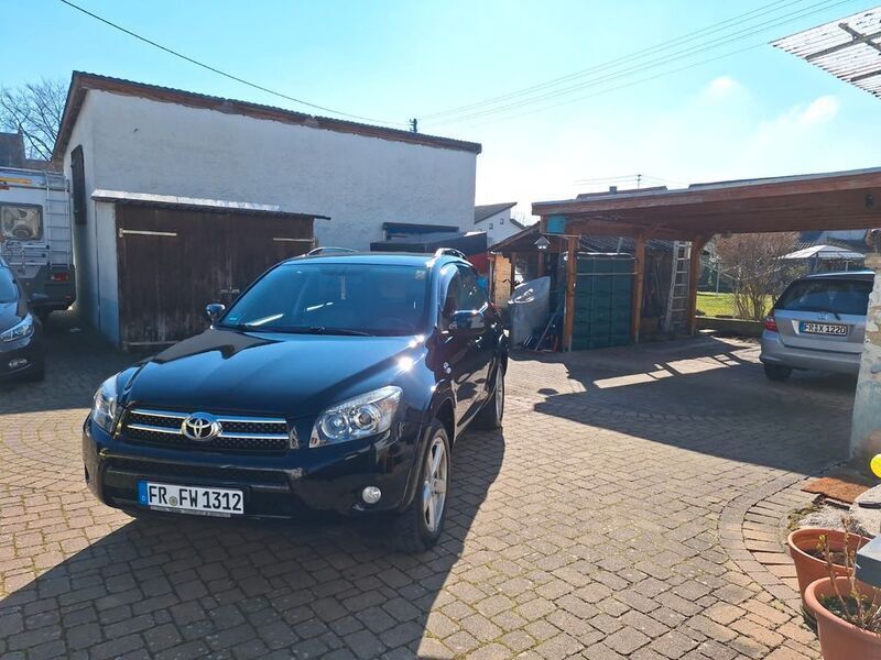 Schwarz Gebraucht 2009 Toyota RAV4 Executive SUV | 7.500 € (Fairer Preis) - Bild 1/4