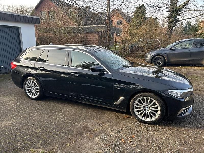 Gebraucht BMW 530 265 PS (194 kW) 2017 Schwarz Kombi