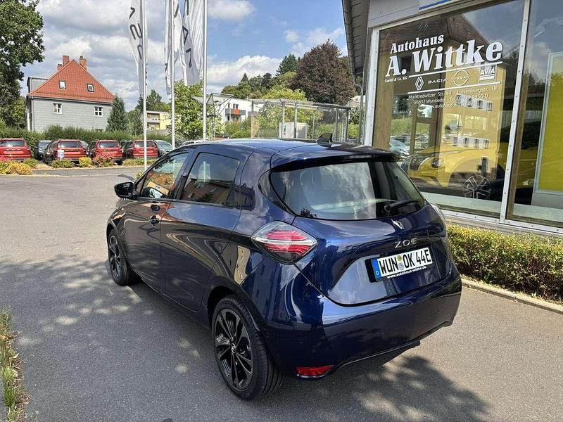 Gebraucht Renault Zoe Iconic 50 kW (69 PS) 2024 Nachtblau metallic Kleinwagen