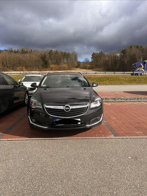 Gebraucht Opel Insignia 170 PS (125 kW) 2015 Schwarz Kombi