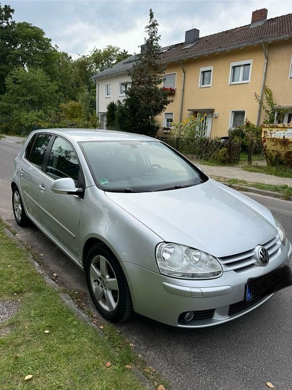 Grau Gebraucht 2008 VW Golf VI Comfortline Limousine | 5.900 € (Fairer Preis) - Bild 1/4
