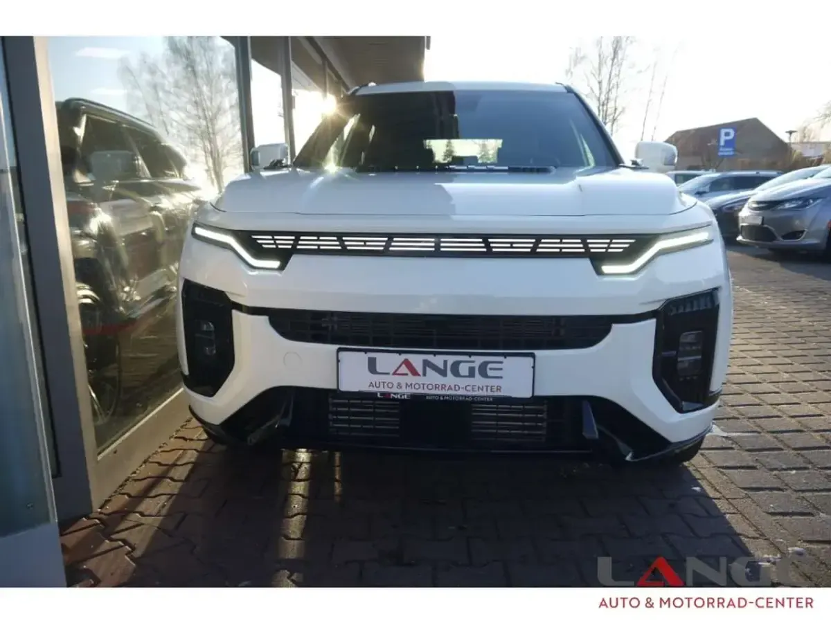 Neu SsangYong Actyon 163 PS (119 kW) 2025 Grand white SUV