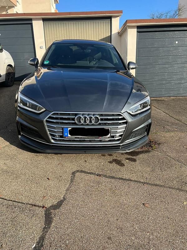 Gebraucht Audi A5 Comfort 286 PS (210 kW) 2018 Grau Limousine