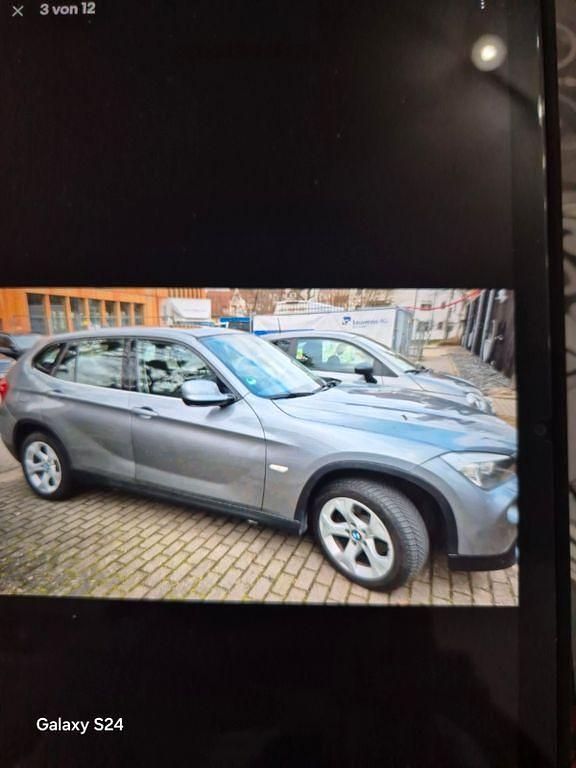 Gebraucht BMW X1 143 PS (105 kW) 2011 Gold SUV
