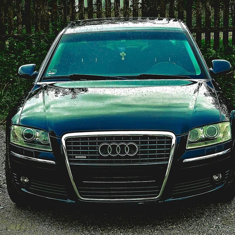 Schwarz Gebraucht 2006 Audi A8 Limousine | 5.800 € - Bild 1/4