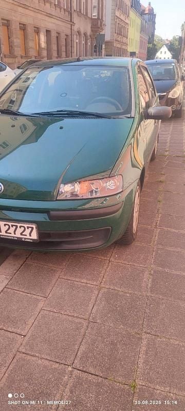 Grün Gebraucht 2000 Fiat Punto Kleinwagen | 740 € (Guter Preis) - Bild 1/4