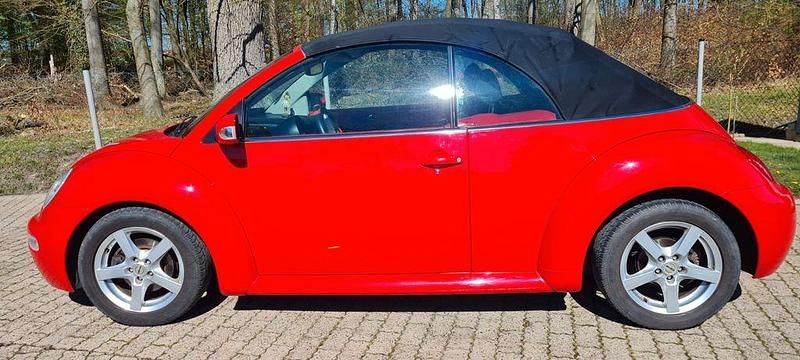 Gebraucht VW New Beetle 102 PS (75 kW) 2003 Rot Kleinwagen