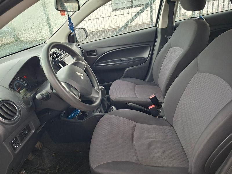 Gebraucht Mitsubishi Space Star 71 PS (52 kW) 2016 Weiß Kleinwagen