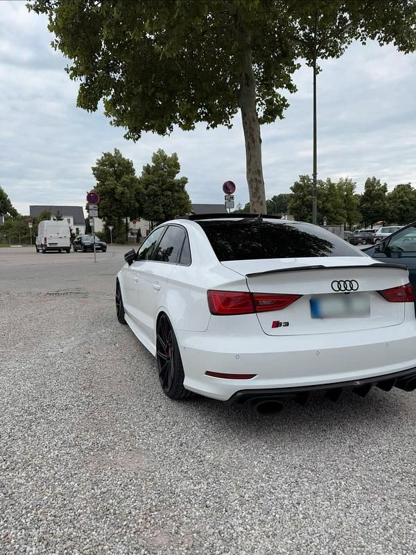 Gebraucht Audi S3 Comfort 300 PS (220 kW) 2016 Weiß Limousine