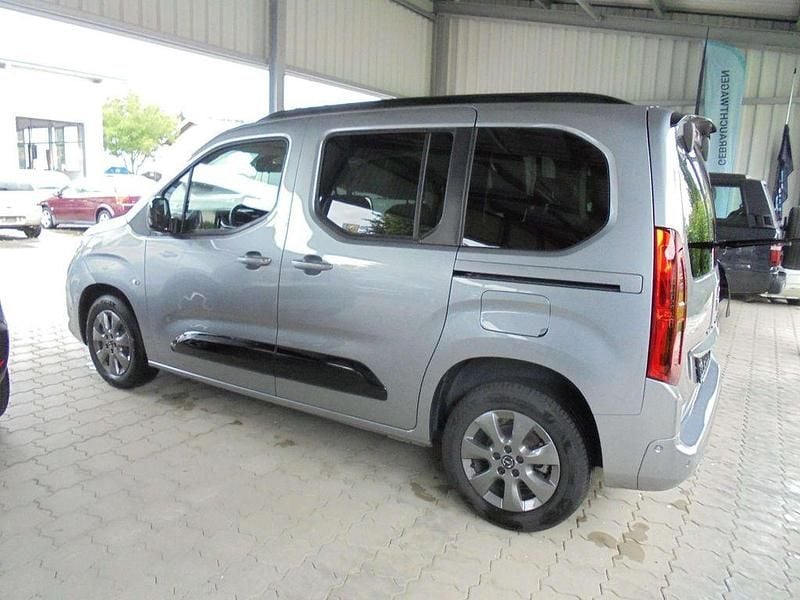 Gebraucht Opel Combo 131 PS (96 kW) 2024 Grau Van / Kleinbus
