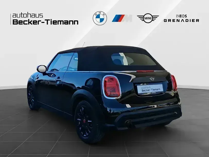 Gebraucht Mini One Cabriolet 102 PS (75 kW) 2022 Midnight black Cabrio