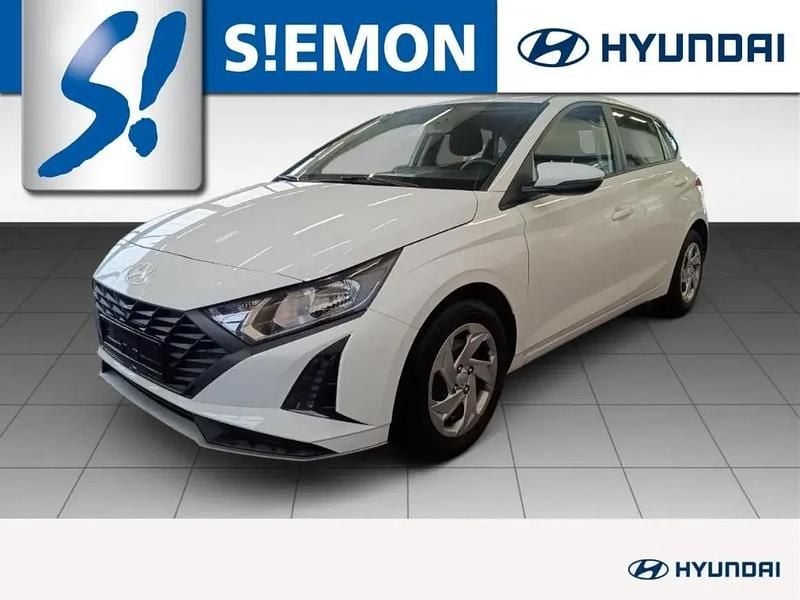 Atlas white Gebraucht 2025 Hyundai i20 Select Kleinwagen | 15.830 € (Fairer Preis) - Bild 1/1