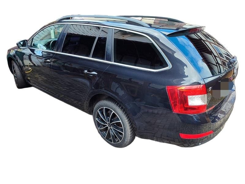 Gebraucht Skoda Octavia Ambition 140 PS (102 kW) 2014 Schwarz Kleinwagen