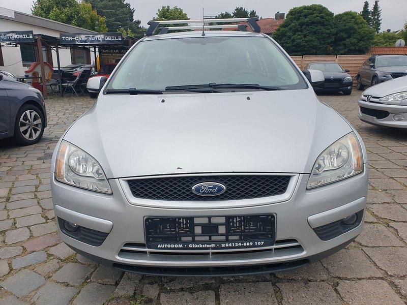 Gebraucht Ford Focus Style 101 PS (74 kW) 2007 Grau Kombi