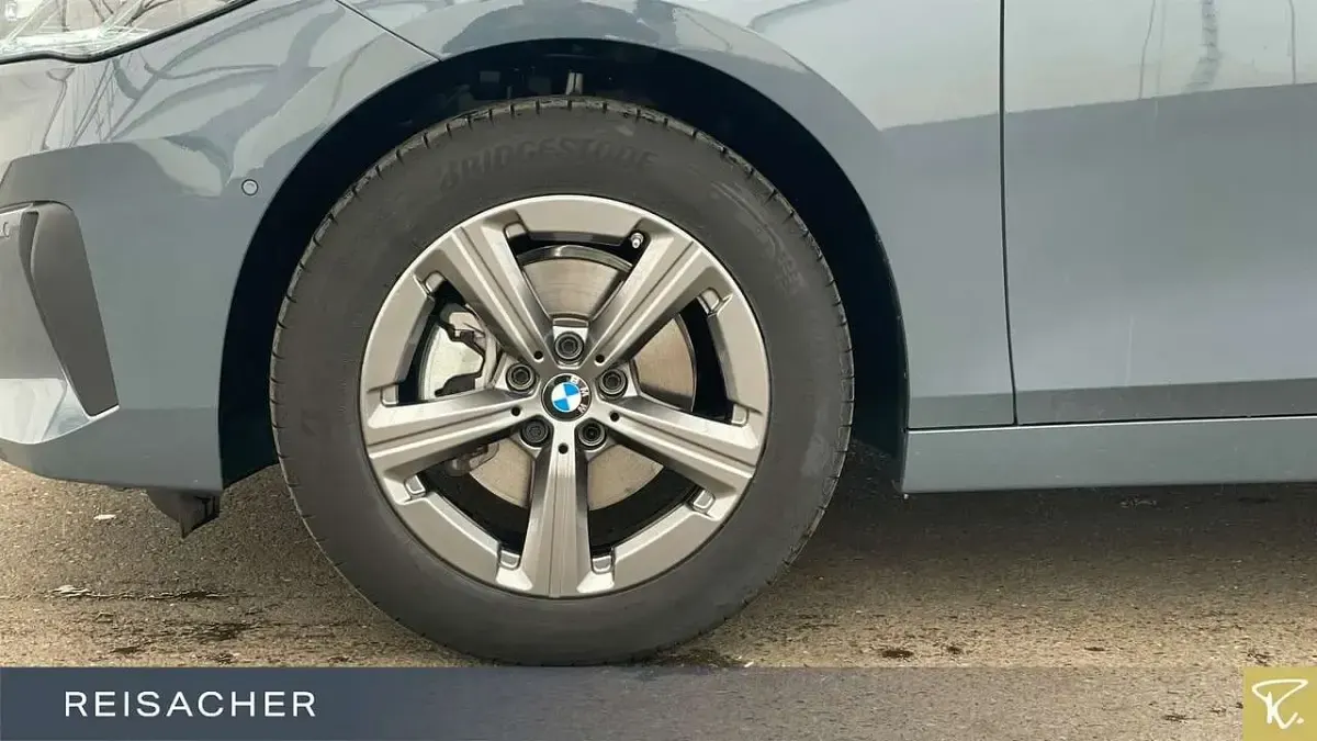 Gebraucht BMW 220 Active Tourer 170 PS (125 kW) 2026 Bmw individual storm gray meta Van / Kleinbus