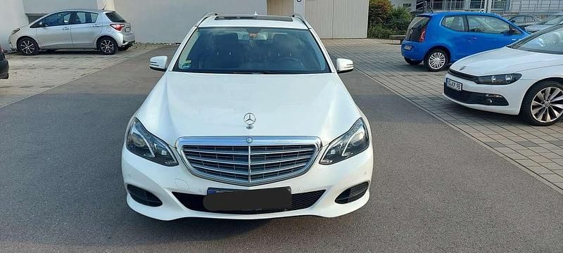 Gebraucht 2013 Mercedes E220 Kombi | 8.900 € (Fairer Preis) - Bild 1/4