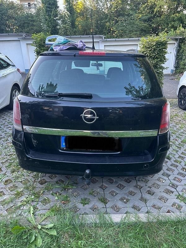Schwarz Gebraucht 2005 Opel Astra Kombi | 400 € (Superpreis) - Bild 1/4
