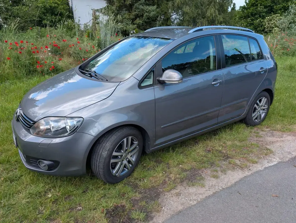 Gebraucht VW Golf Plus 110 PS (80 kW) 2009 Grau Van / Kleinbus