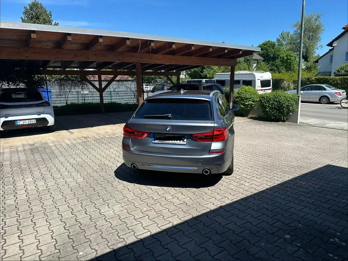 Usata BMW 520 Luxury Line 190 CV (139 kW) 2019 Grigio Station wagon