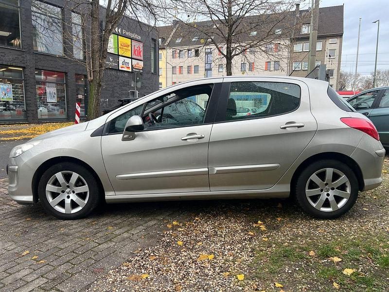 Gebraucht Peugeot 308 Sport 120 PS (88 kW) 2008 Grau Limousine