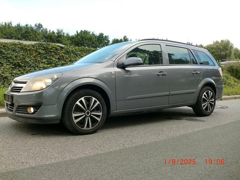 Gebraucht Opel Astra Edition+ 105 PS (77 kW) 2006 Grau Kombi