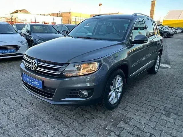 Gebraucht VW Tiguan Sportline 160 PS (117 kW) 2015 Grau SUV