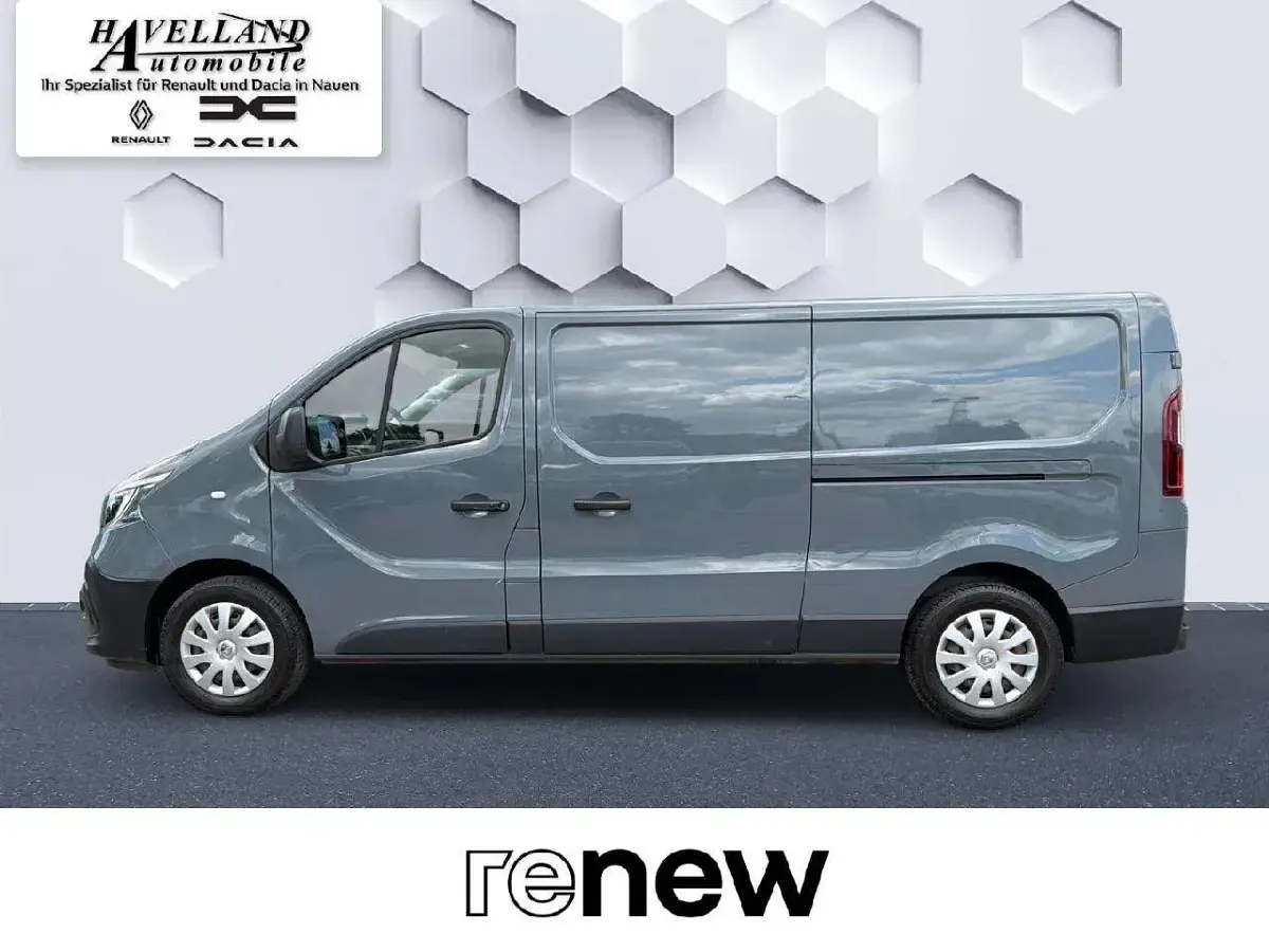 Gebraucht Renault Trafic Komfort 145 PS (106 kW) 2021 Städtisches grau Van / Kleinbus