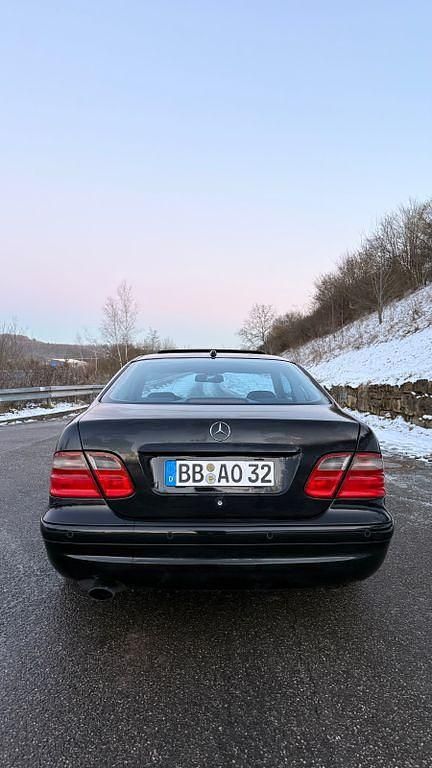 Gebraucht Mercedes CLK320 AMG 218 PS (160 kW) 2001 Schwarz Coupé