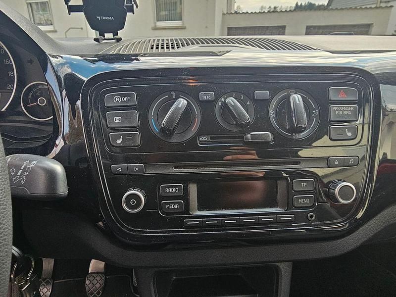 Gebraucht VW up! move up! 68 PS (50 kW) 2013 Rot Kleinwagen