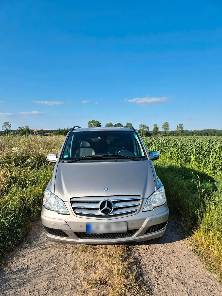 Gebraucht Mercedes Viano 224 PS (164 kW) 2012 Silber Van / Kleinbus