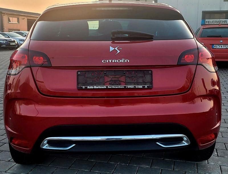 Gebraucht Citroën DS4 So Chic 111 PS (81 kW) 2011 Rouge babylone Kleinwagen