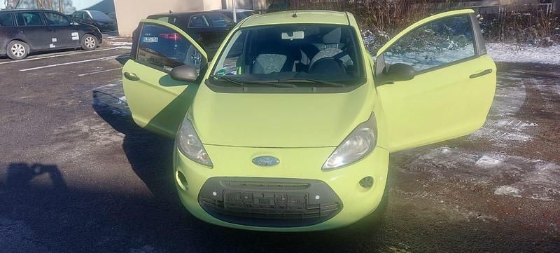 Gelb Gebraucht 2009 Ford Ka Kleinwagen | 1.550 € (Superpreis) - Bild 1/4