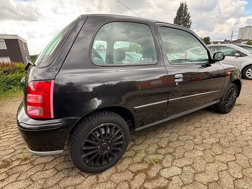 Gebraucht Nissan Micra Comfort 60 PS (44 kW) 2002 Schwarz Kleinwagen