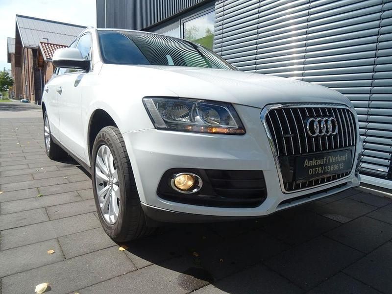 Weiß Gebraucht 2014 Audi Q5 Design SUV | 15.950 € (Fairer Preis) - Bild 1/4