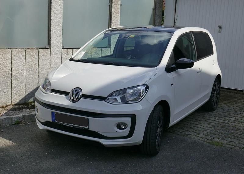 Weiß Gebraucht 2019 VW up! Join Kleinwagen | 6.350 € (Guter Preis) - Bild 1/4