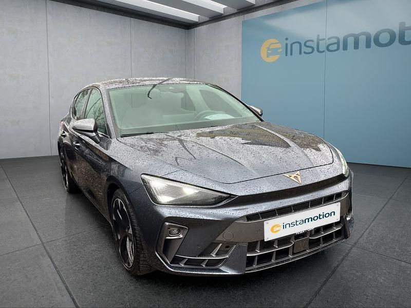 Usata Cupra Leon 150 CV (110 kW) 2025 Grigio Utilitaria