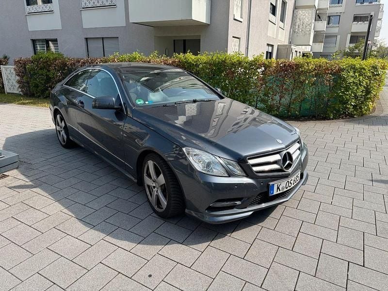 Second-hand Mercedes E200 184 CP (135 kW) 2013 Gri Coupe