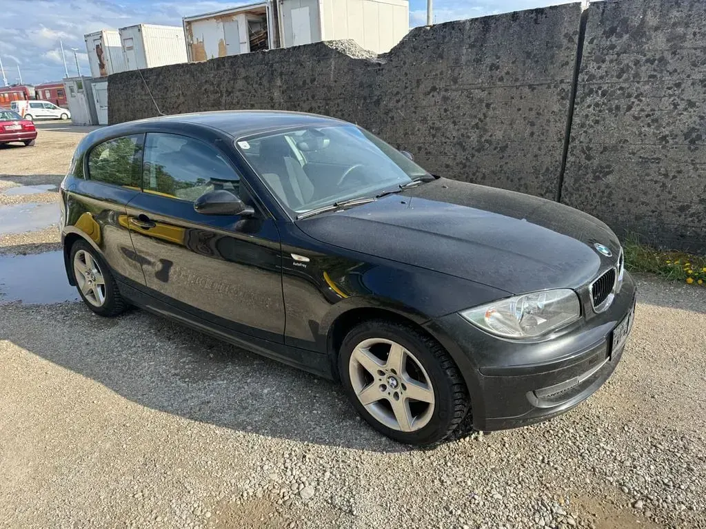 Usata BMW 116 Advantage 122 CV (89 kW) 2008 Nero Utilitaria