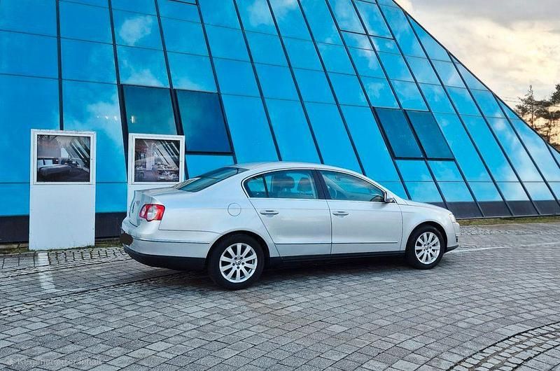 Gebraucht VW Passat 140 PS (102 kW) 2007 Silber Limousine