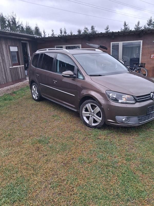 Gebraucht VW Touran 140 PS (102 kW) 2011 Grau Van / Kleinbus