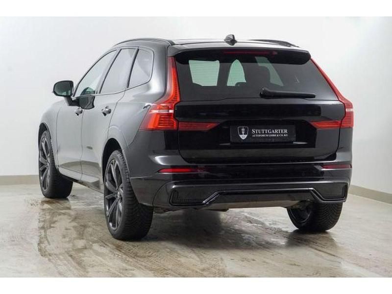 Gebraucht Volvo XC60 Plus 250 PS (183 kW) 2024 Onyx black / (metallic) SUV