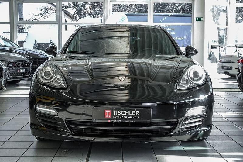 Gebraucht Porsche Panamera Diesel 250 PS (183 kW) 2011 Schwarz Kleinwagen
